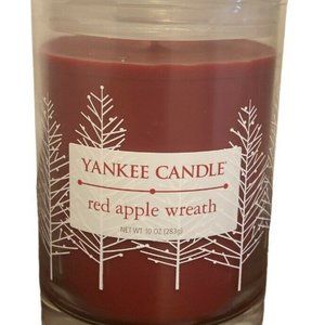 Yankee Candle Red Apple Wreath Holiday Edition Pillar White Trees